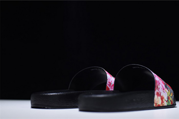 G*u*i leather slide sandal with flower  0400088498707