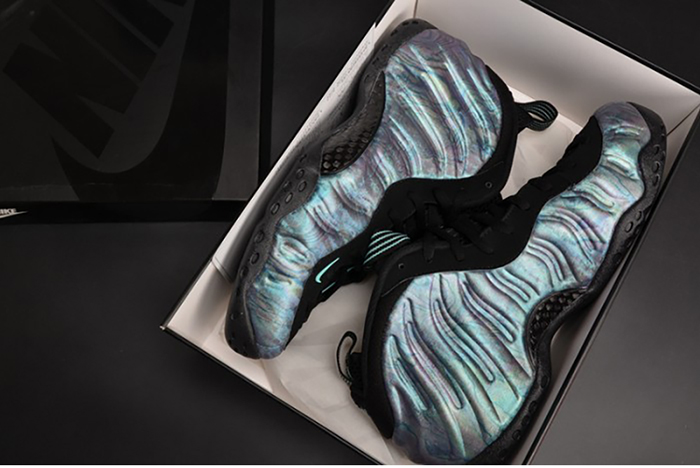 Nike Air Foamposite One PRM "Abalone" Black/Aurora Green mens 575420-009