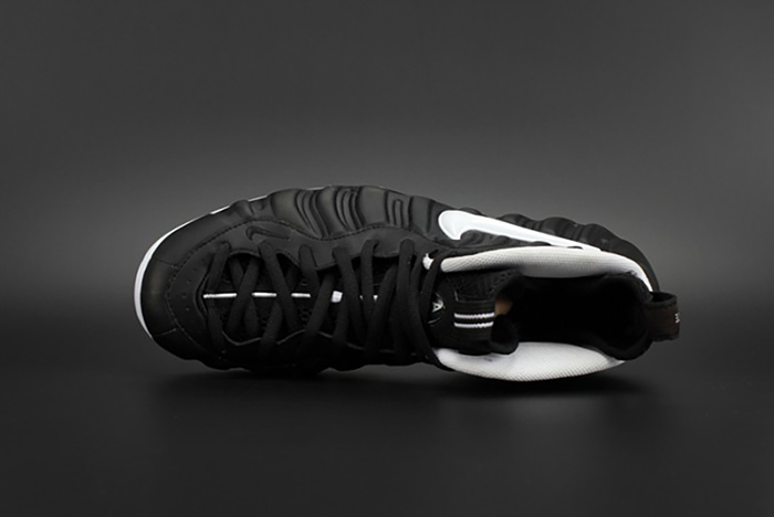 Nike Air Foamposite Pro "Dr. Doom" Black/White 624041-006