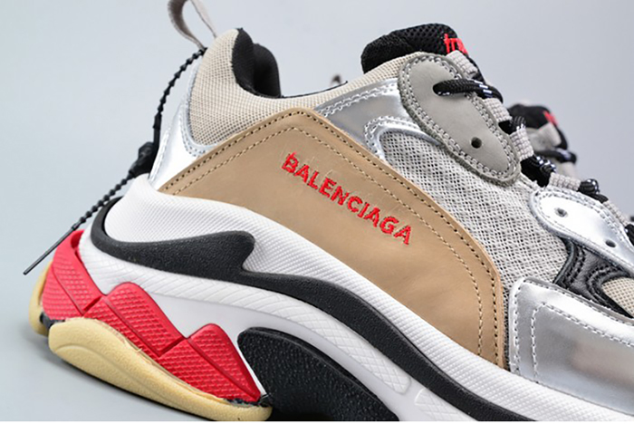 BALENCIAGA 17FW TRIPLE S 656686-W06G0-1001