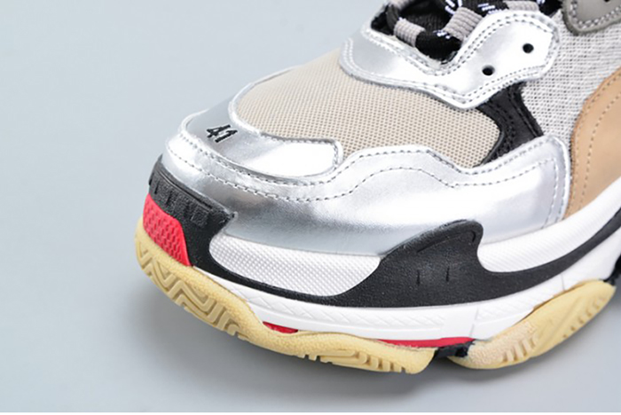 BALENCIAGA 17FW TRIPLE S 656686-W06G0-1001