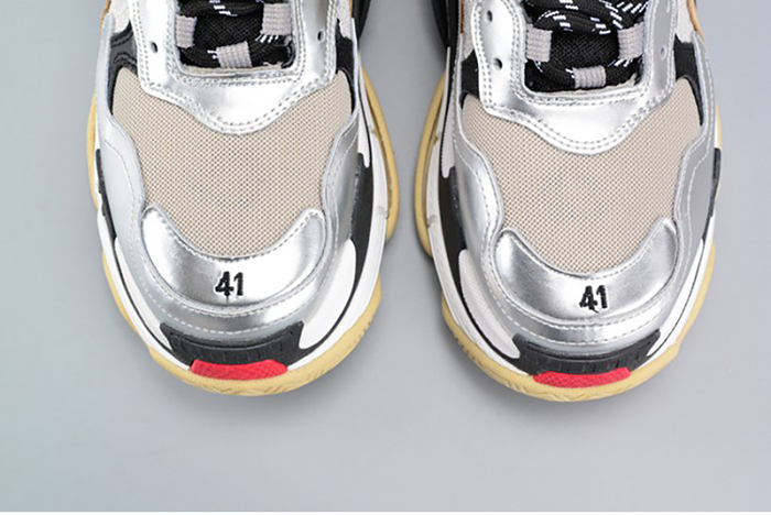 BALENCIAGA 17FW TRIPLE S 656686-W06G0-1001
