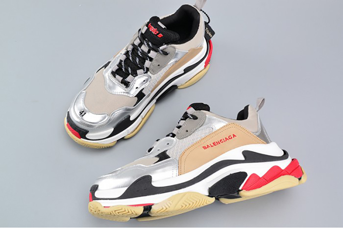 BALENCIAGA 17FW TRIPLE S 656686-W06G0-1001
