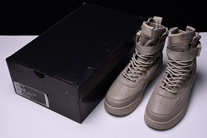 NIKE SPECIAL FORCES AIR FORCE 1 "DESERT CAMO" WOMENS 864024-202