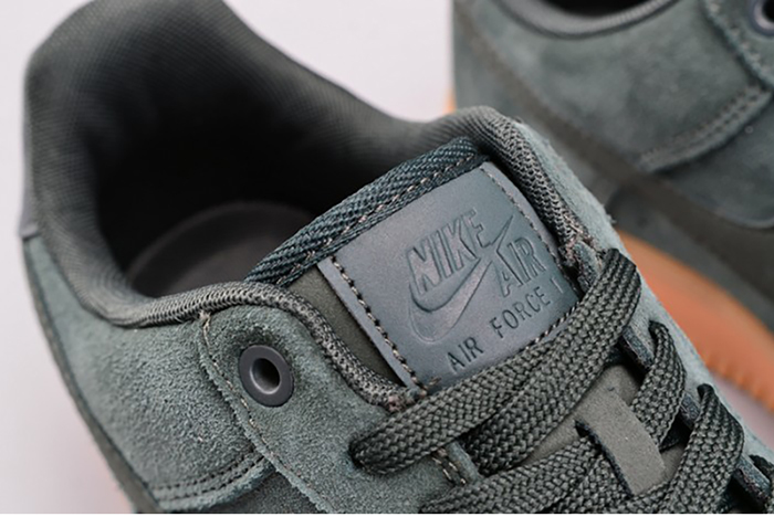 Nike Air Force 1 ´07 LV8 Suede Outdoor Green Brand MENS AA1117-300