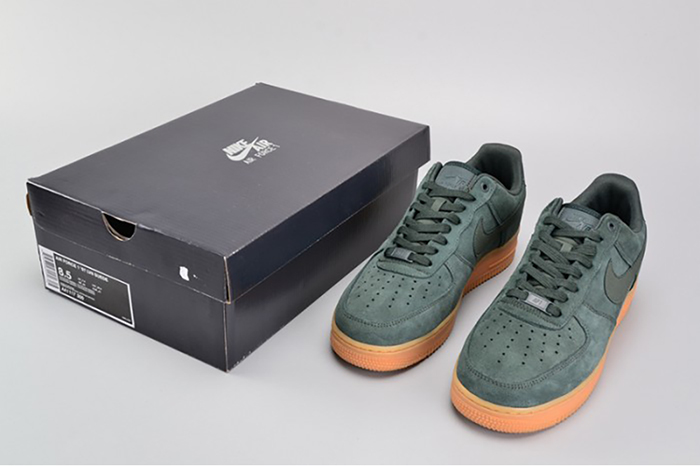 Nike Air Force 1 ´07 LV8 Suede Outdoor Green Brand MENS AA1117-300
