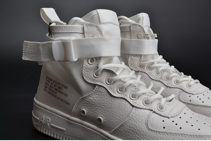 Nike Air Force 1 Mid "Triple Ivory" white AA6655-100