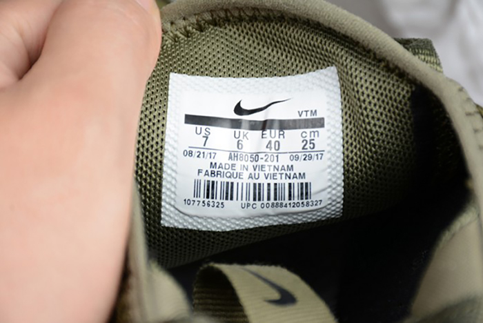 NIKE mens AIR MAX 270 "MEDIUM OLIVE" AH8050-201