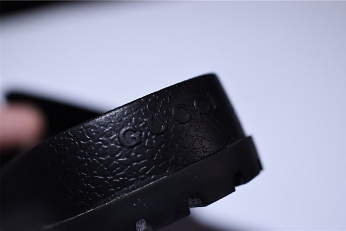 G*u*i leather slide sandal with gg logo mens