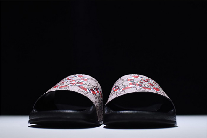 G*u*i leather slide sandal with snake