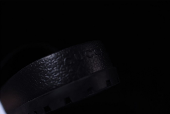 G*u*i leather slide sandal black with gg logo mens