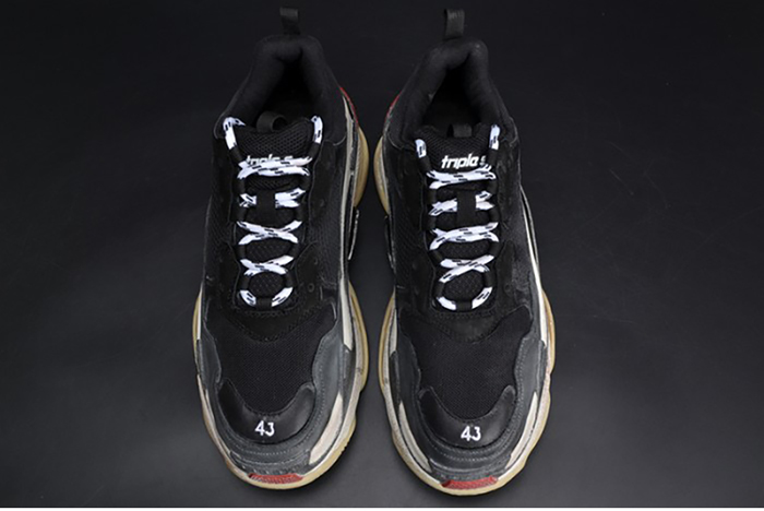 BALENCIAGA 17FW TRIPLE S TRAINER BLACK/ RED MENS W05M23972